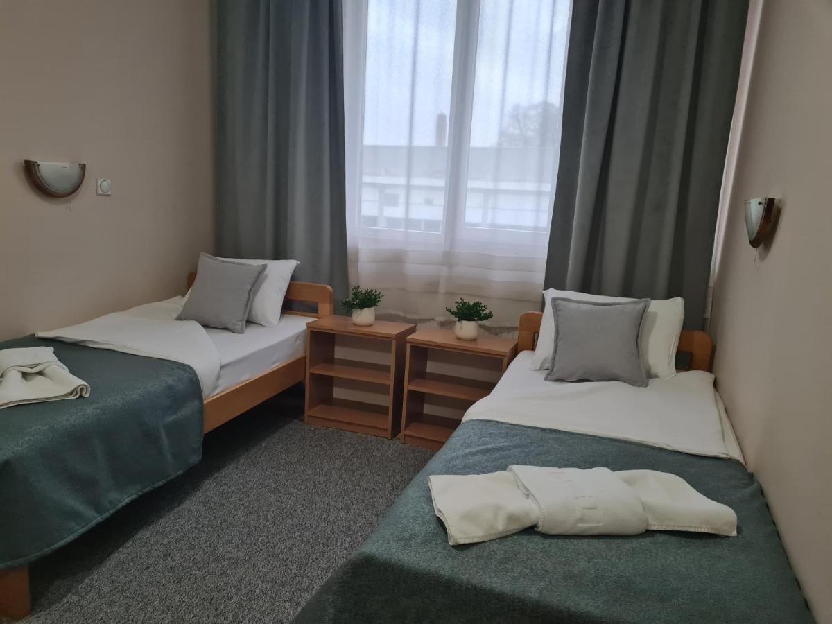 Garni Hotel Alma Pirot Luaran gambar