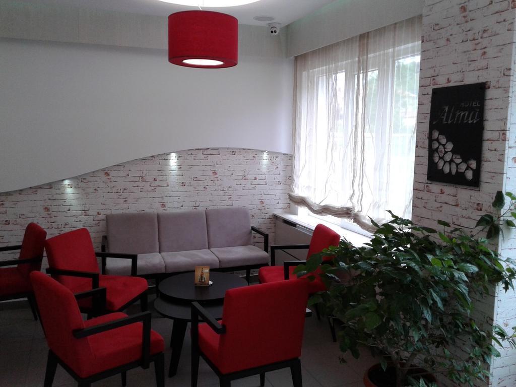 Garni Hotel Alma Pirot Luaran gambar