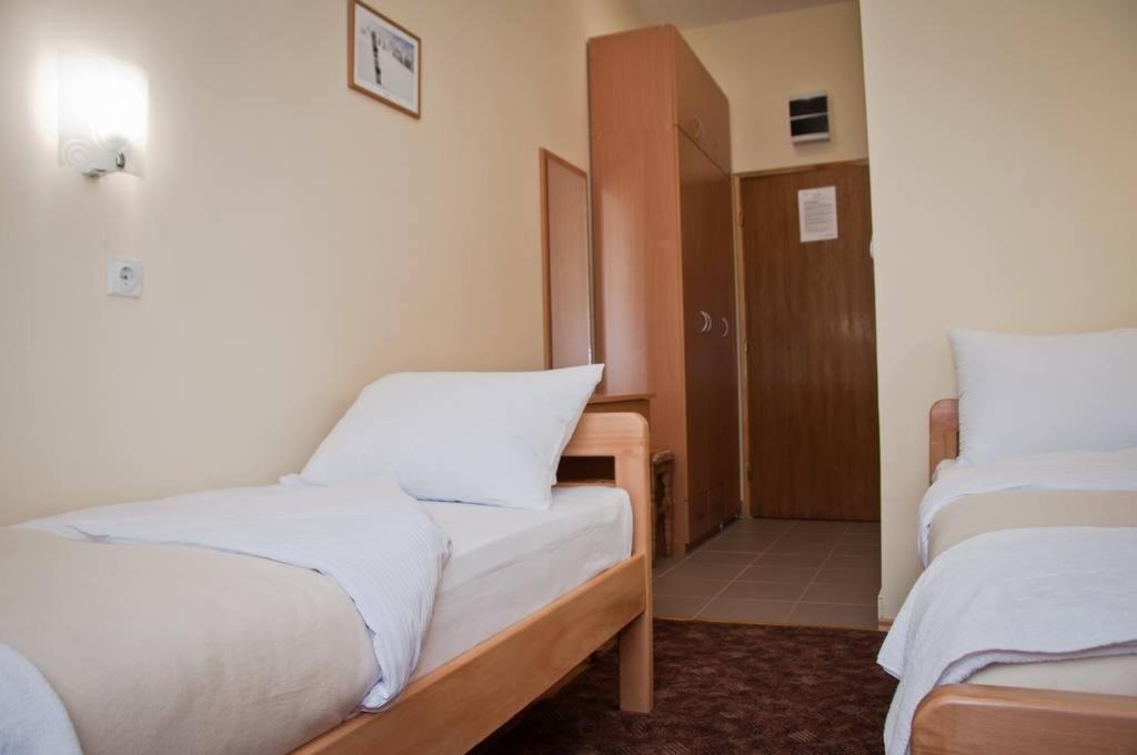 Garni Hotel Alma Pirot Luaran gambar