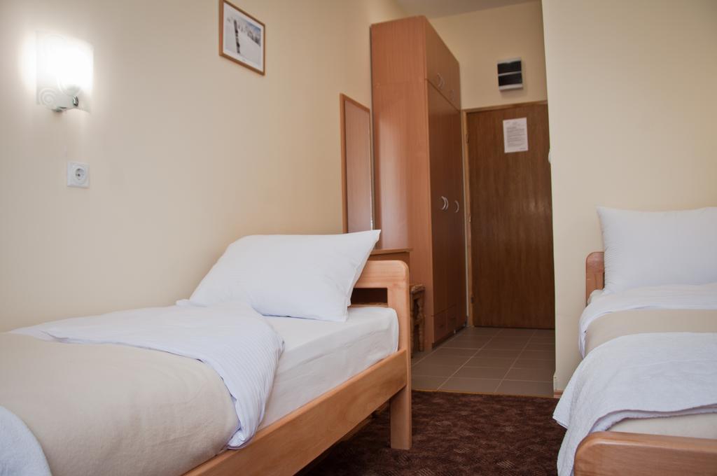 Garni Hotel Alma Pirot Luaran gambar