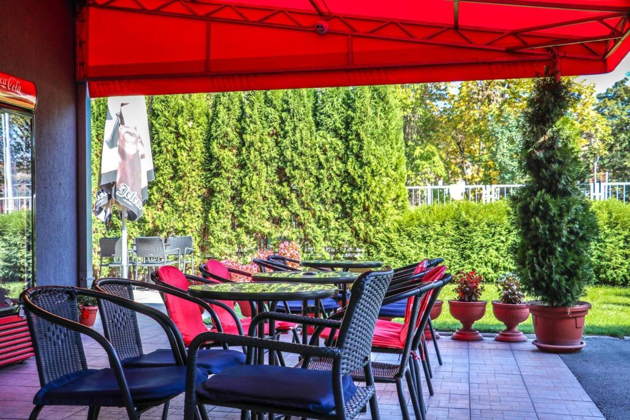 Garni Hotel Alma Pirot Luaran gambar